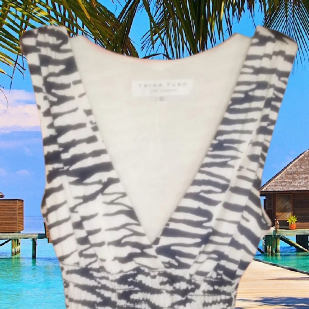 Trina Turk Silk V Neck Animal Print Cover Up Top - Picture 3 of 6